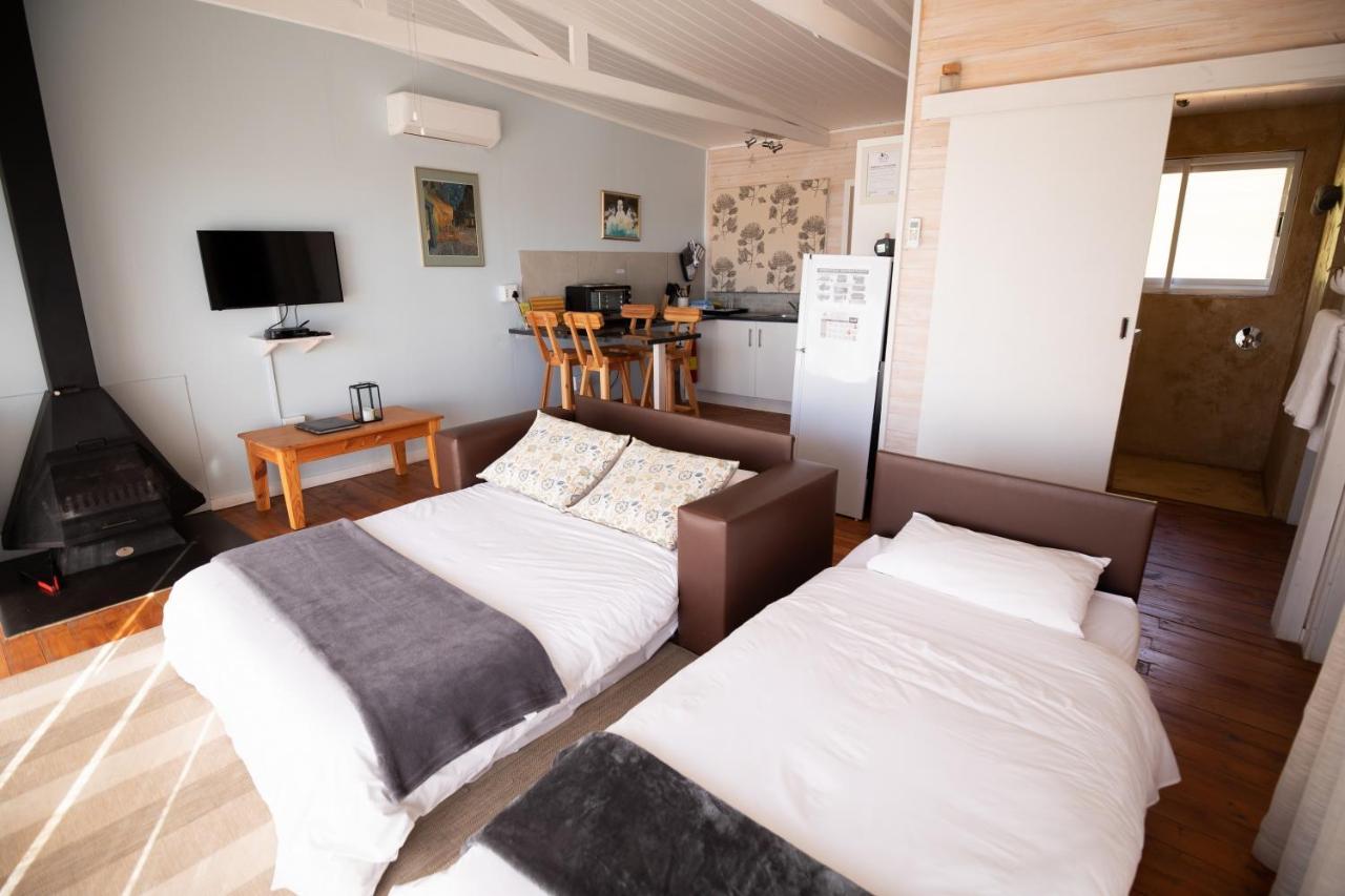 Wolseley Big Sky Cottages מראה חיצוני תמונה